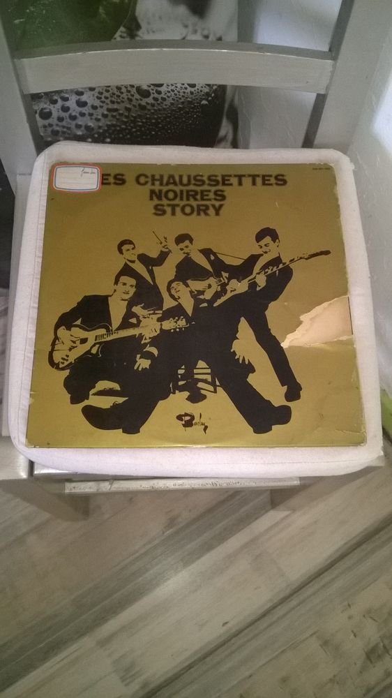 Vinyle Les Chaussettes Noires avec Eddy Mitchell
Story (Vol 4 Talange (57)