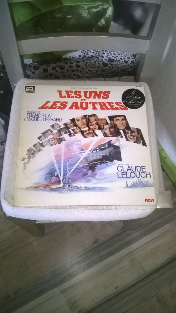 Vinyle Francis Lai, Michel Legrand
Les Uns Et Les Autres
1 5 Talange (57)
