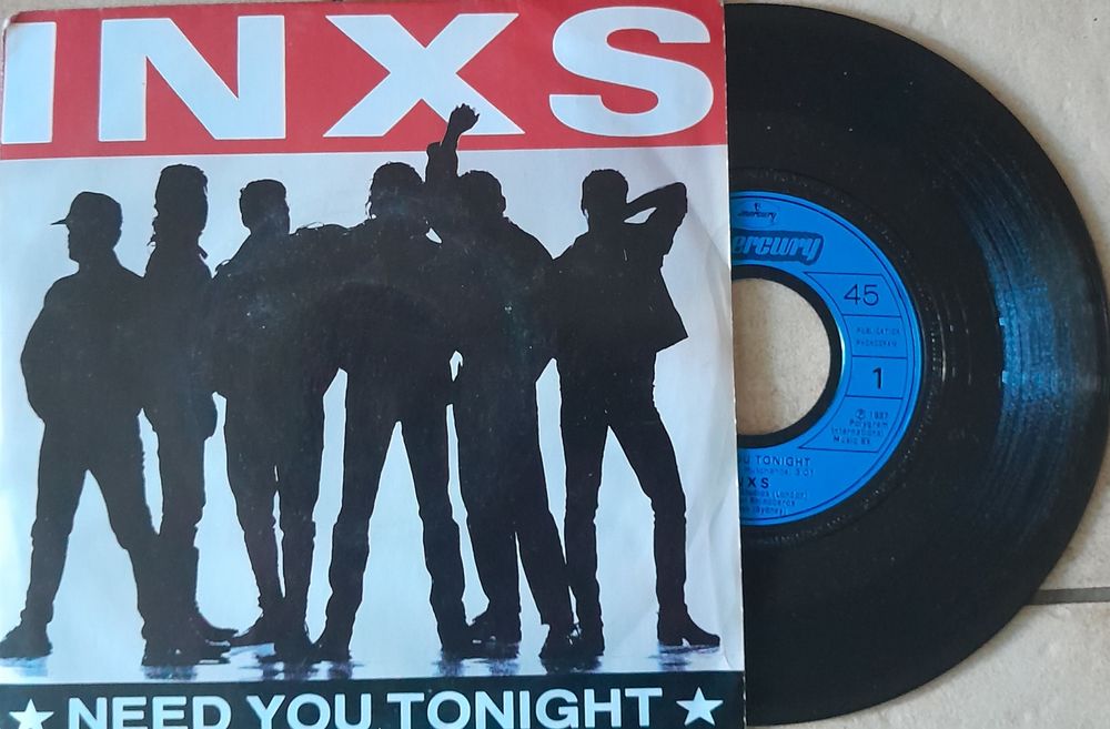 Vinyle 45 T , INXS , Need you tonight 16 Tours (37)