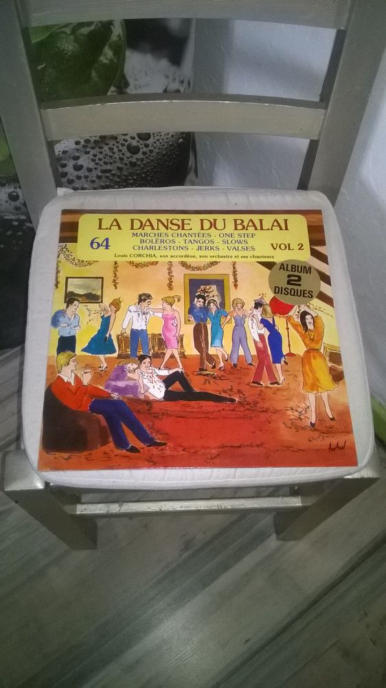 Vinyle Louis Corchia Et Son Orchestre
La Danse Du Balai Vol 10 Talange (57)