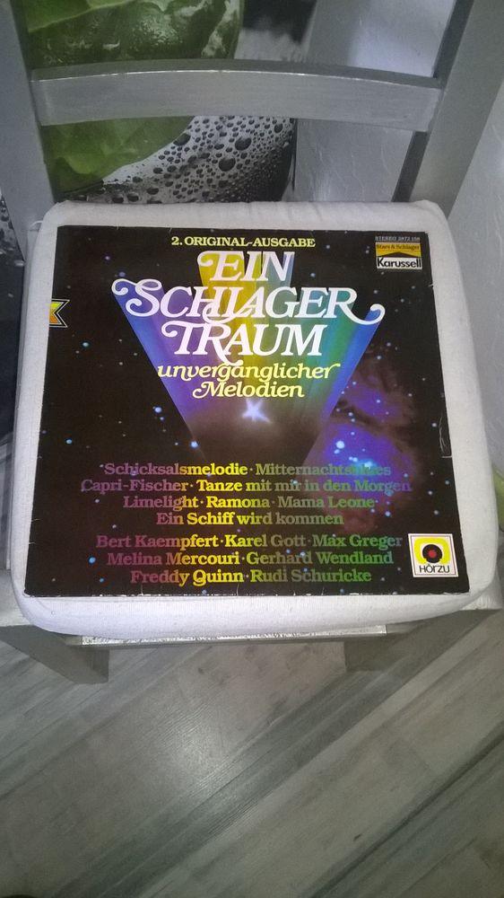 Vinyle Ein Schlagertraum - 2. Original-Ausgabe
Excellent et 8 Talange (57)