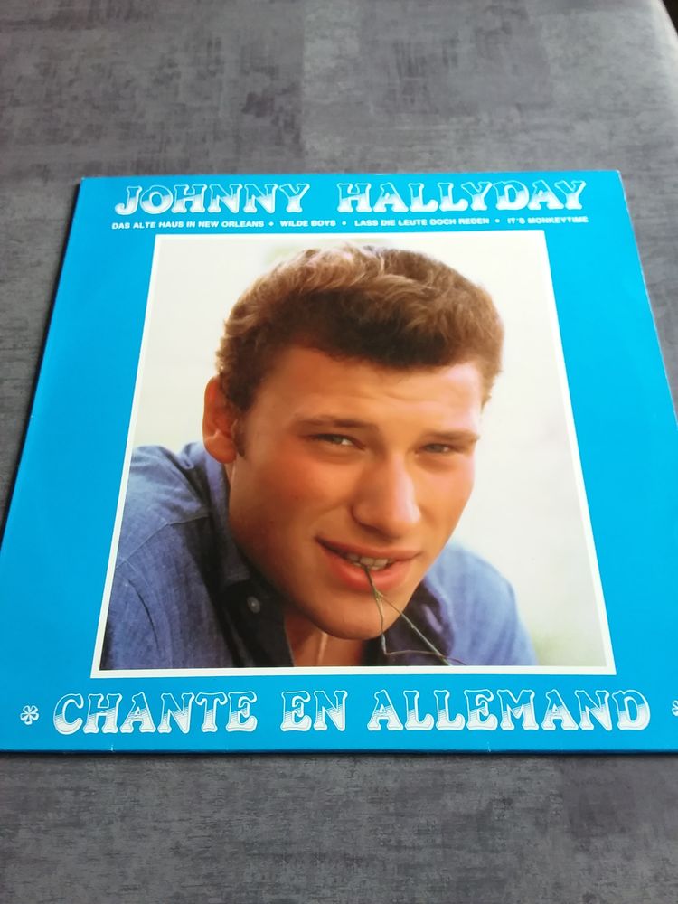 Vinyle 33 tour de Johnny Hallyday 50 Vaur�al (95)