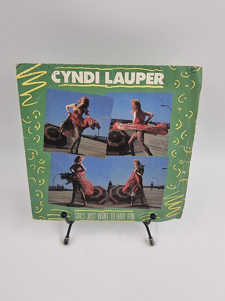 Vinyle 45 tours Cyndi Lauper : Girls Just Want to Have Fun 2 Vulbens (74)