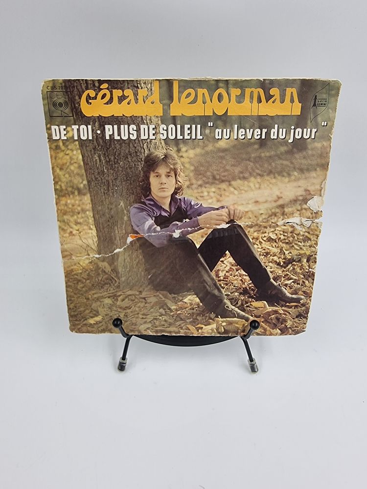 Vinyle 45 tours G�rard Lenorman : De Toi / Plus de Soleil 1 Vulbens (74)