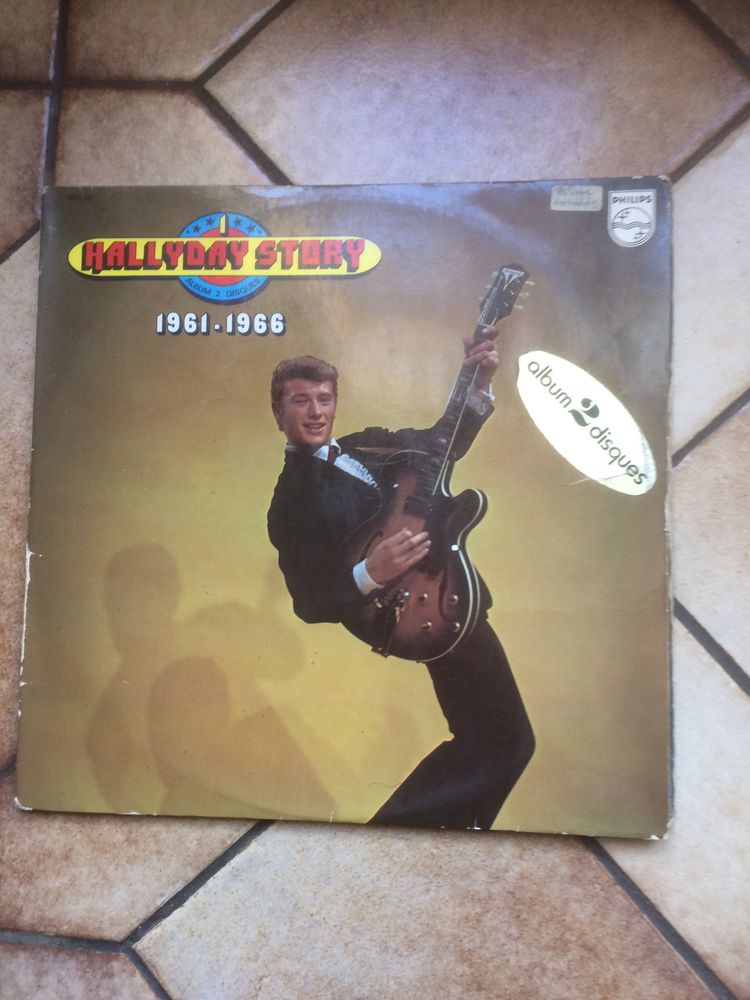 Vinyle 33 tours Johnny Hallyday 10 Neuves-Maisons (54)