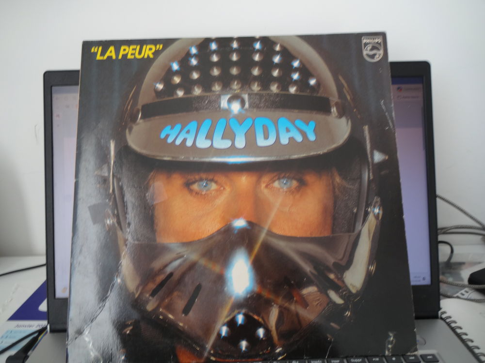 vinyle 33 tours Johnny Hallydaiy TEL 0627473514 5 Jarnac (16)
