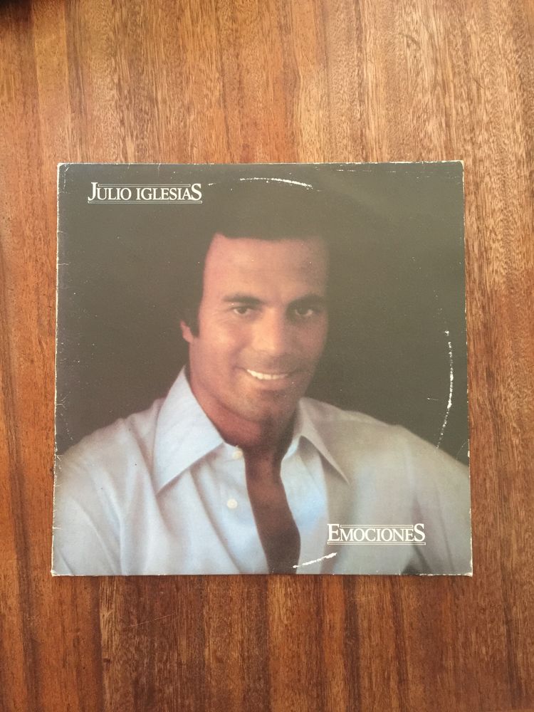 Vinyle 33 tours Julio Iglesias   Emociones   5 Saleilles (66)