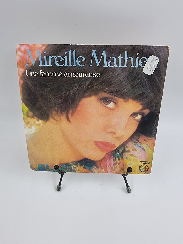 Vinyle 45 tours Mireille Mathieu : Une Femme Amoureuse 1 Vulbens (74)