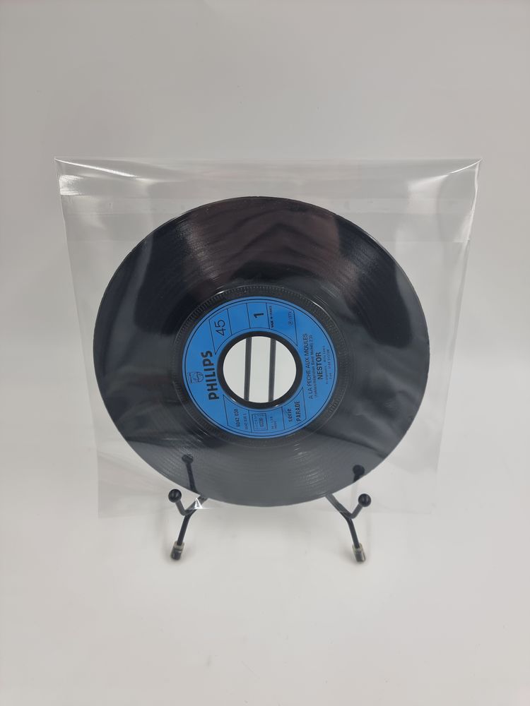 Vinyle 45 tours Nestor : � la P�che aux Moules / Nestor au.. 1 Vulbens (74)