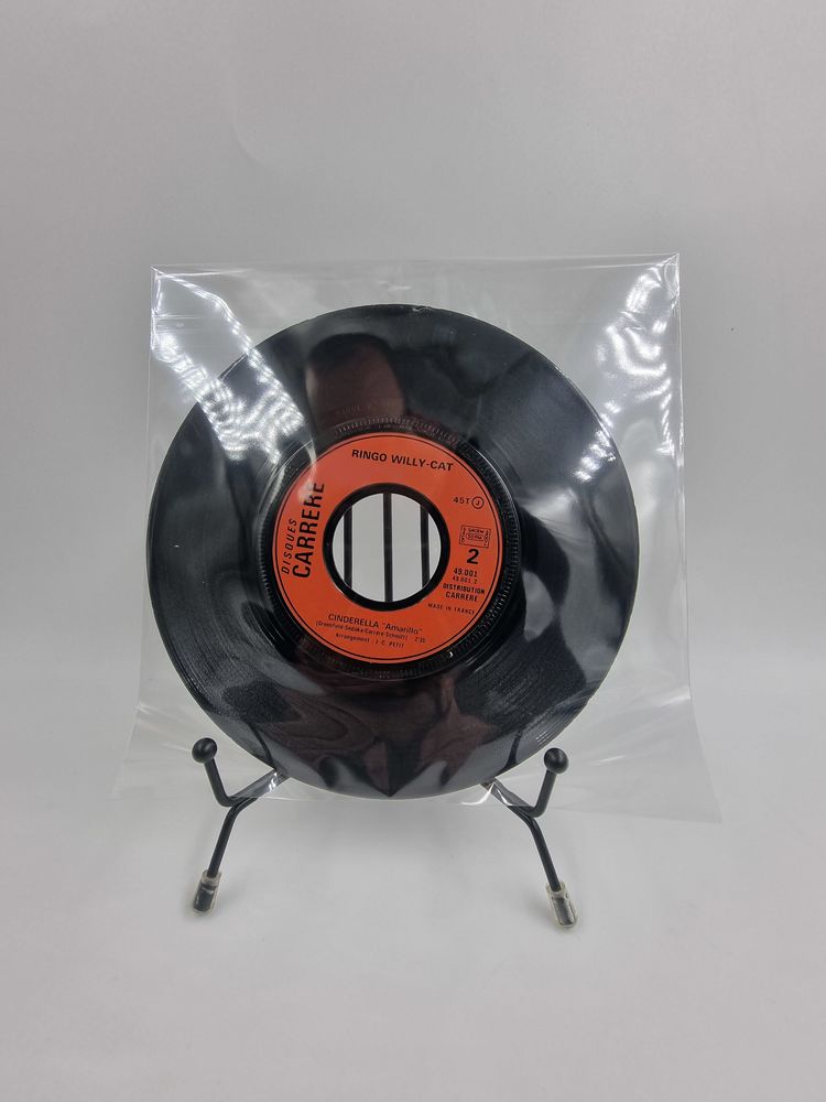 Vinyle 45 tours Ringo Willy-Cat : Cinderella / Trop Belle... 1 Vulbens (74)