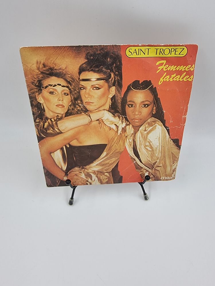 Vinyle 45 tours Saint Tropez : Femmes Fatales avec fourreau 4 Vulbens (74)