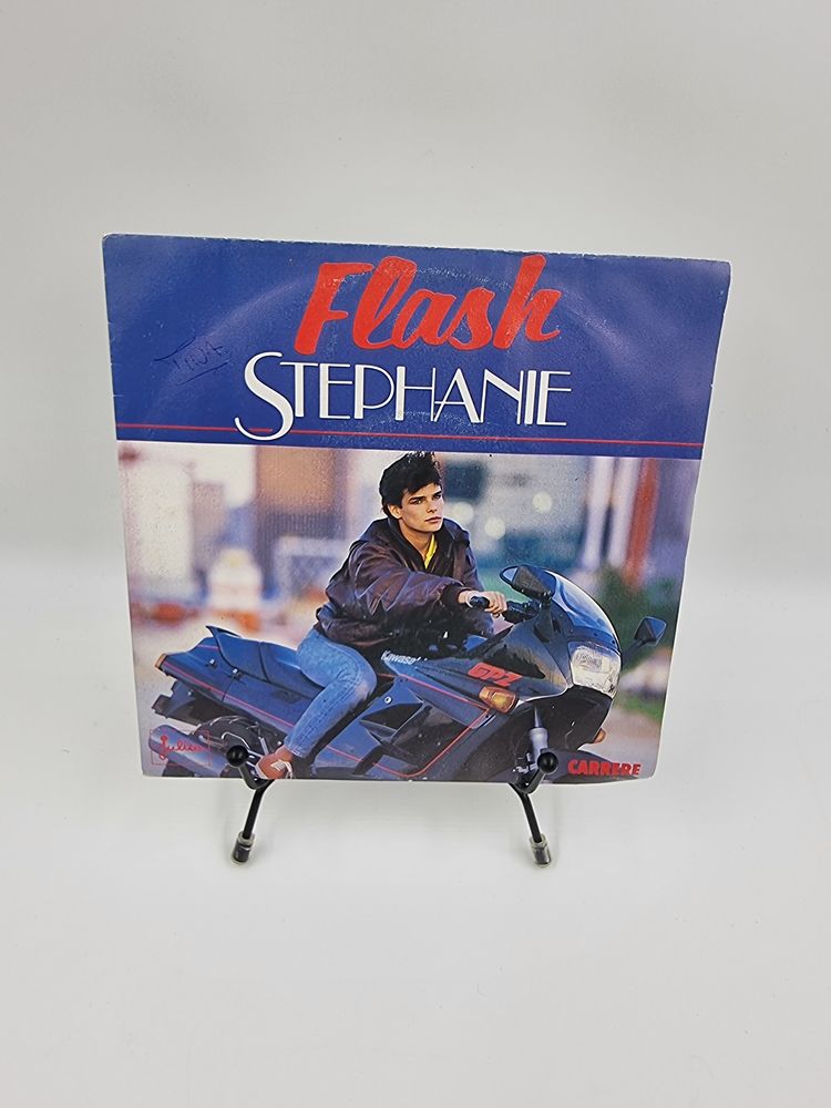 Vinyle 45 tours St�phanie : Flash avec fourreau 1 Vulbens (74)