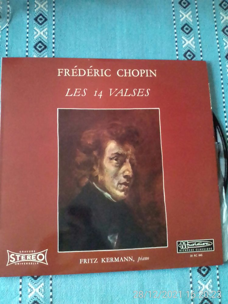 Vinyle 33T 14 VALSES ? CHOPIN 15 Cachan (94)