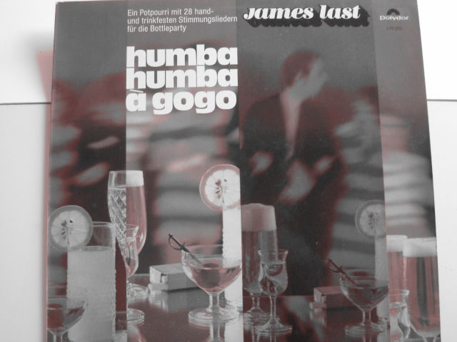 LOT DE 33T VINYLES POUR VRAIS AMATEURS OU COLLECTIONNEURS
620 Fleurines (60)