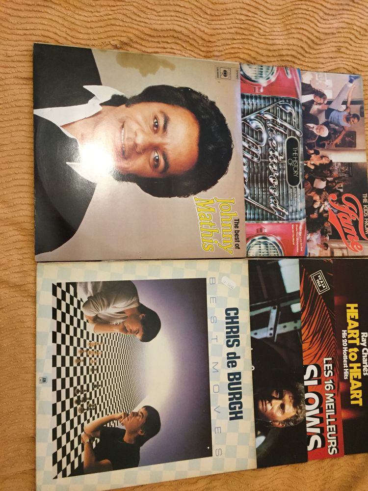 lot de 100 vinyles 100 Charny (77)