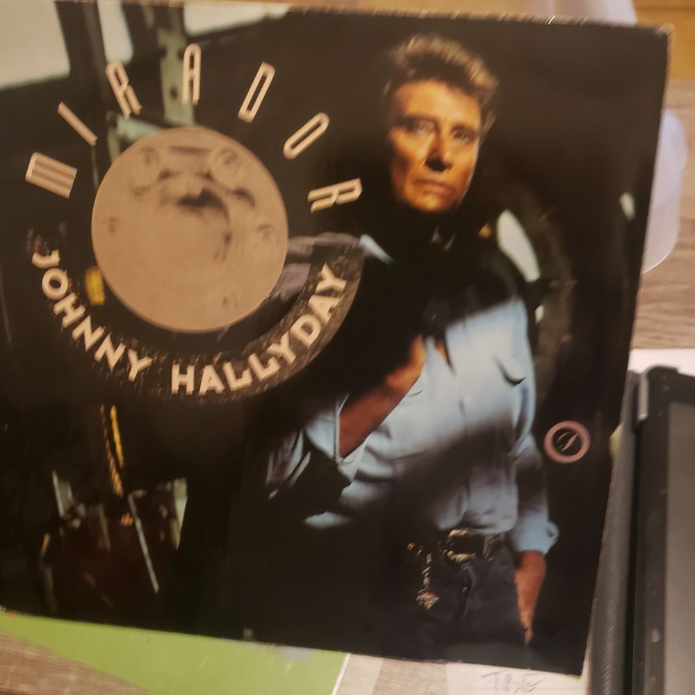 Vinyles 15 Sainte-Radegonde (79)