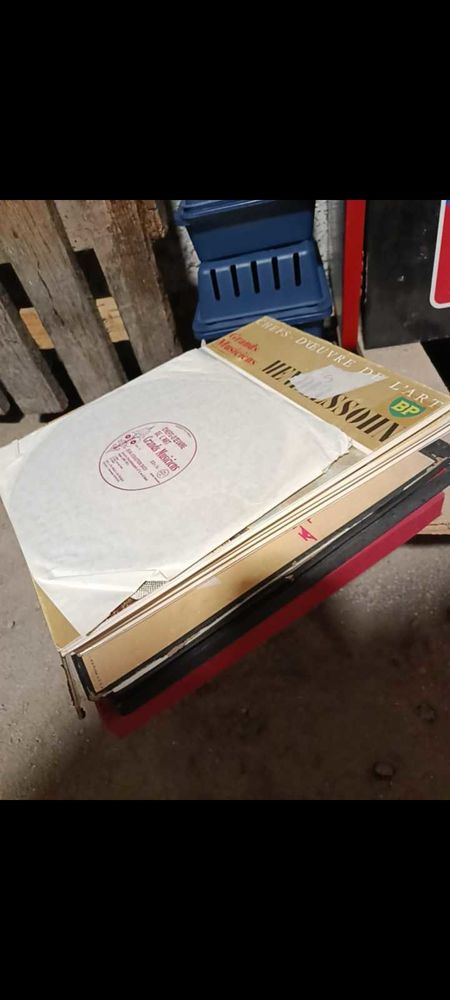 vinyles. 20 Ch�lons-en-Champagne (51)