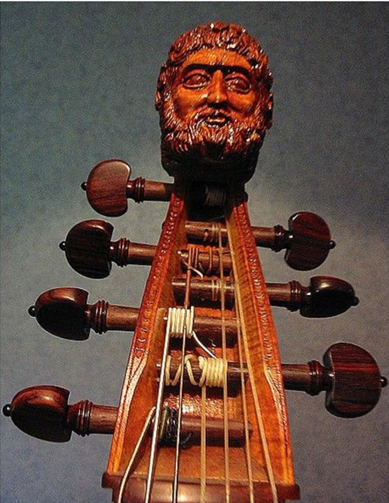 Viole 7 cordes 1997 15400 Bracieux (41)