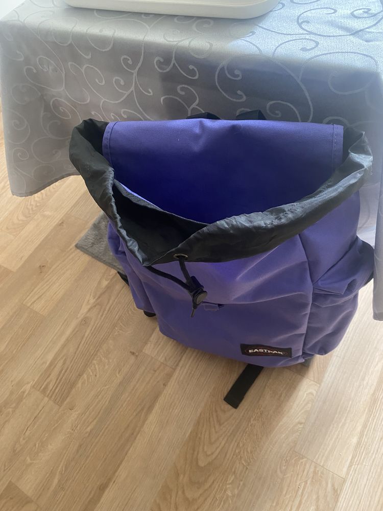 Sac � dos violet 0 Marly-le-Roi (78)
