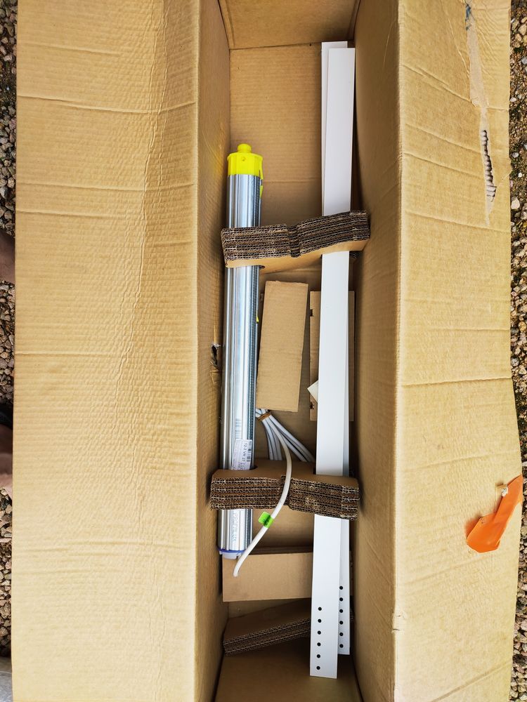 Violets roulants �lectriques encore emball�s. 150 Replonges (01)