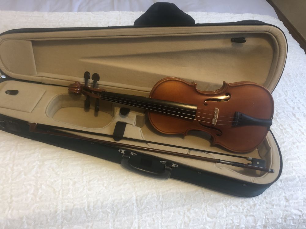 Violon � (longueur totale 56cm, corps 34 cm, largeur corps 2 0 Aviron (27)