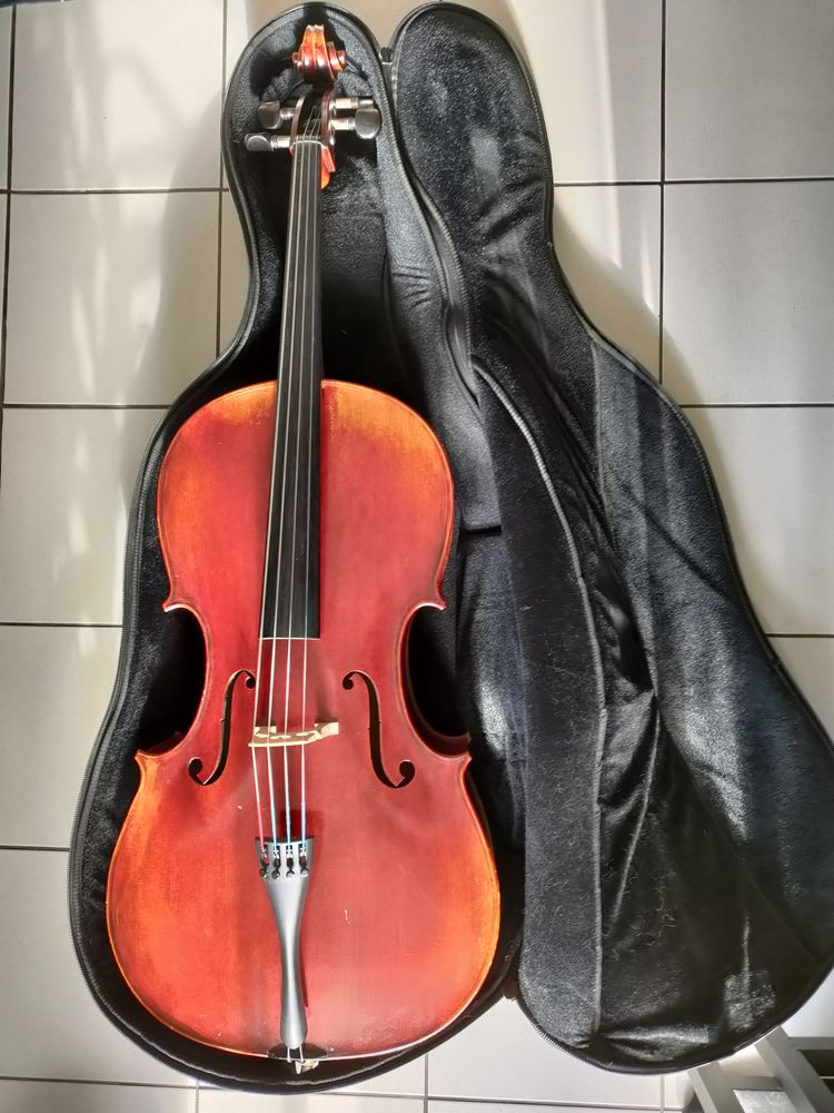 Violoncelle 4/4 de Luthier (2018) 1500 Le Havre (76)