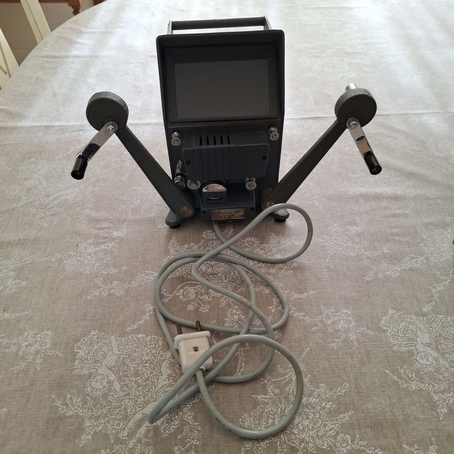 Visionneuse Yashica Editor Super-8 PE 50 Galluis (78)