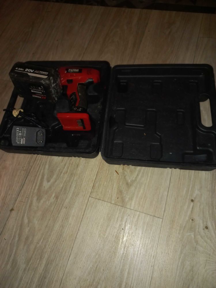 VISSEUSE+DEVISSEUSE+PERCEUSE 25 Saint-Georges-de-Reintembault (35)