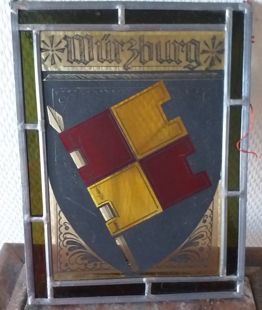 VITRAIL VITRAUX � suspendre Reproduction Blason h�raldique de W�rzburg (Suisse) 35 Montauban (82)