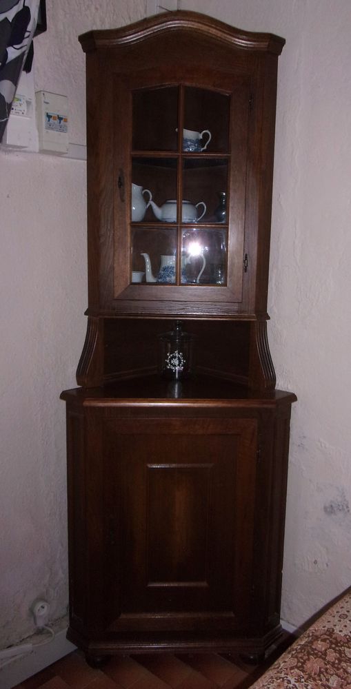 Vitrine d'angle en plaqu� ch�ne 35 Ch�teauneuf-les-Martigues (13)