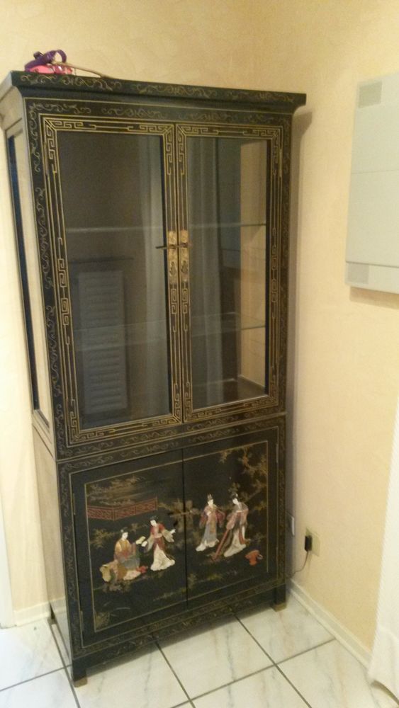  VITRINE CHINOISE
520 Unieux (42)