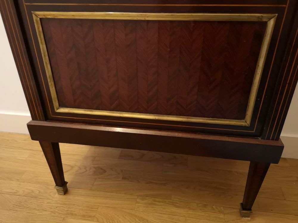 Vitrine �poque Napol�on III 400 Issy-les-Moulineaux (92)