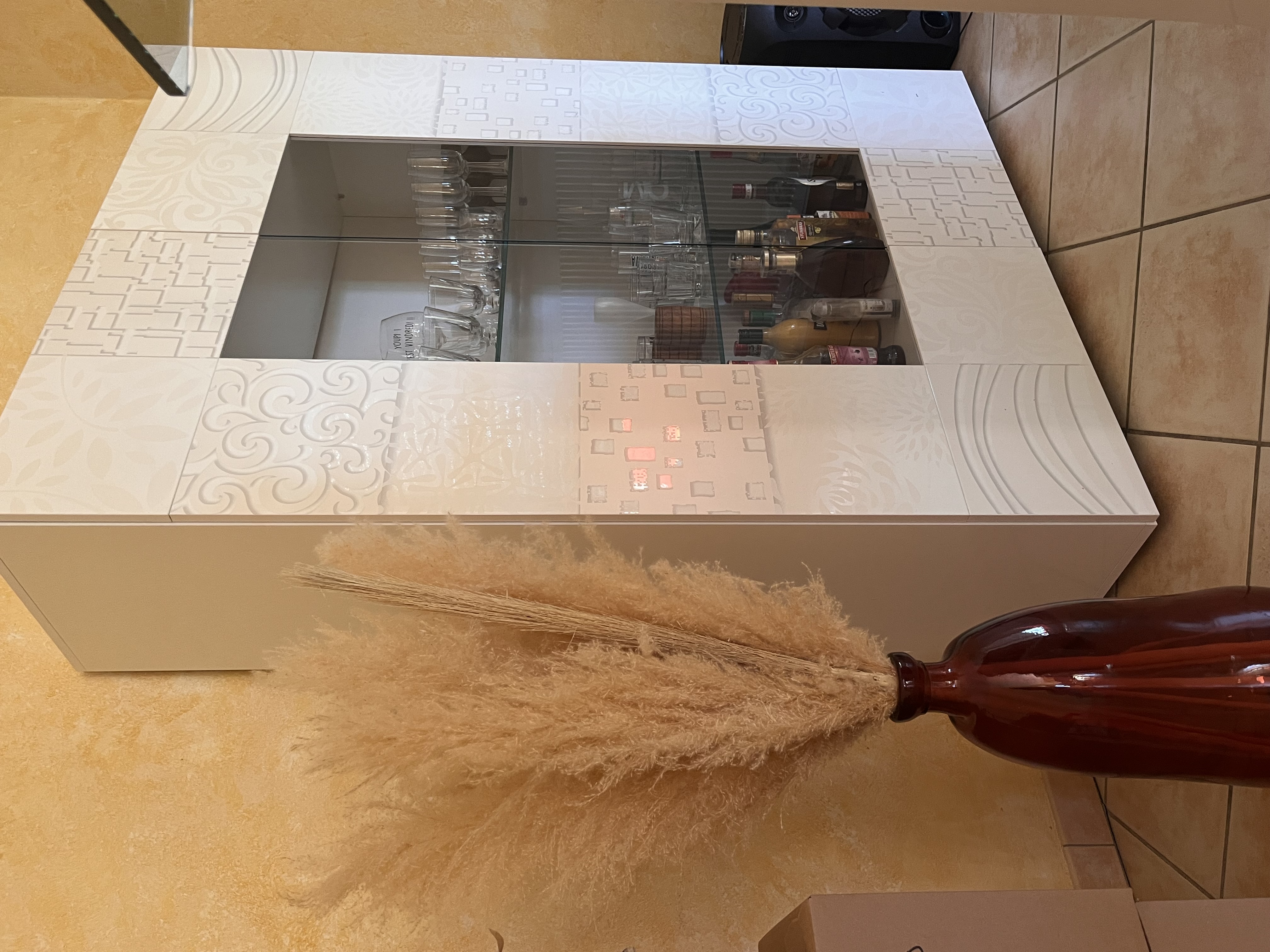 Vitrine excellent �tat, � r�cup�rer sur place 150 L'H�pital-le-Mercier (71)