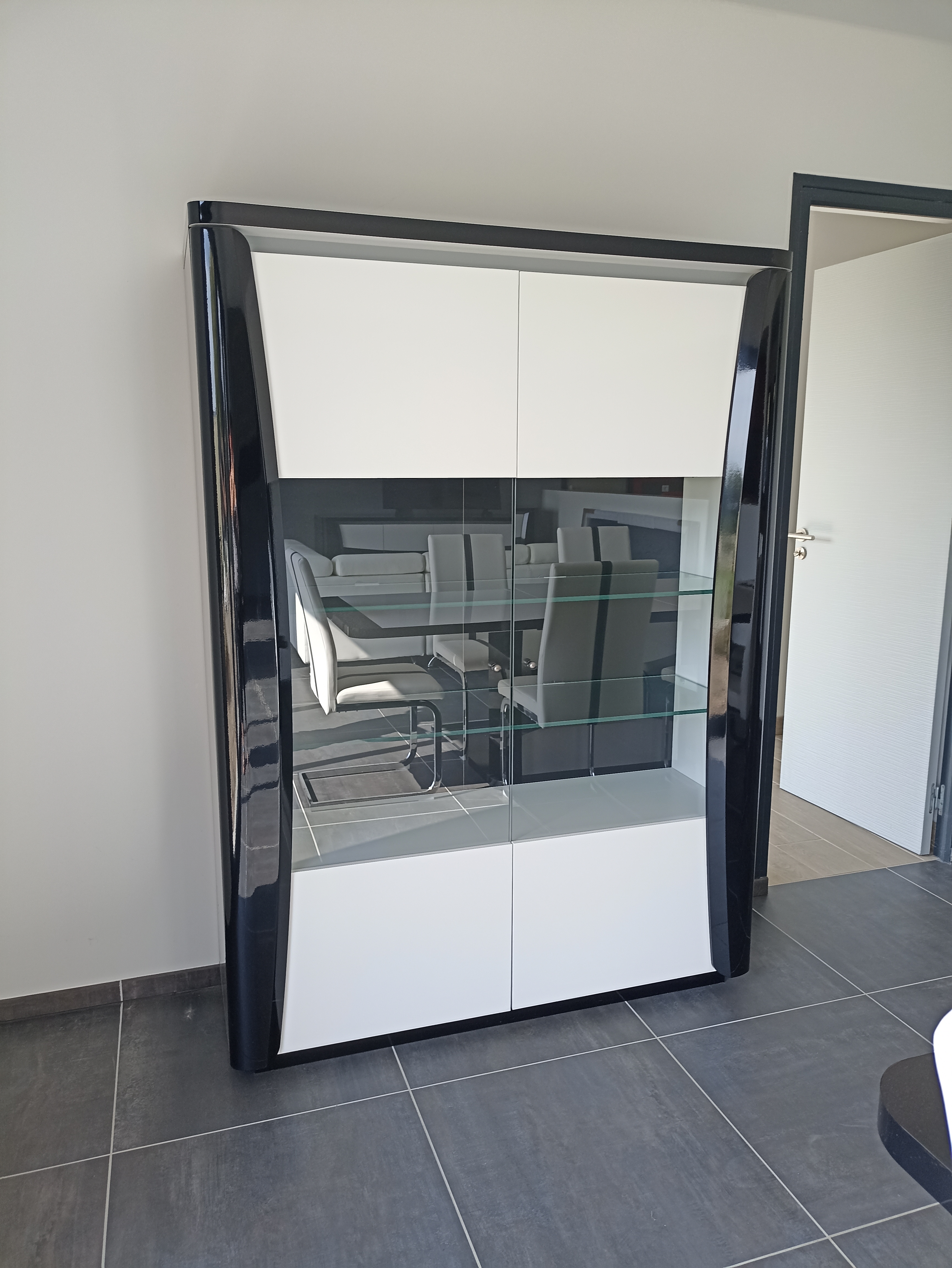 Vitrine laqu�e 400 Cherbourg-en-Cotentin (50)