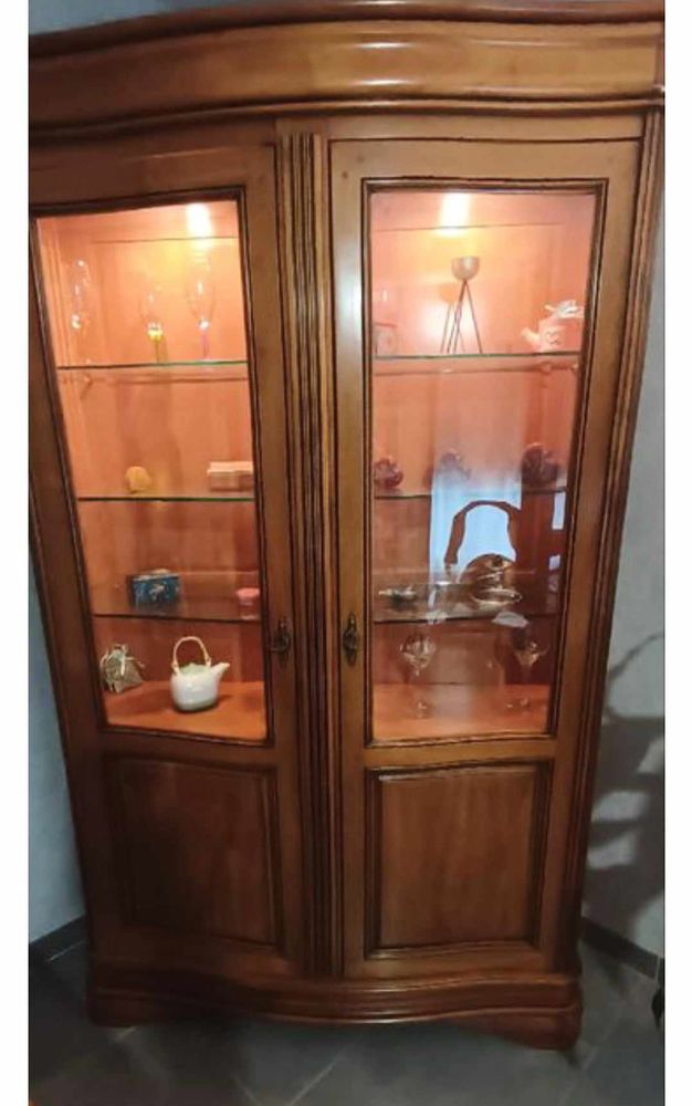 Vitrine en meurisier massif 300 Beauvais (60)