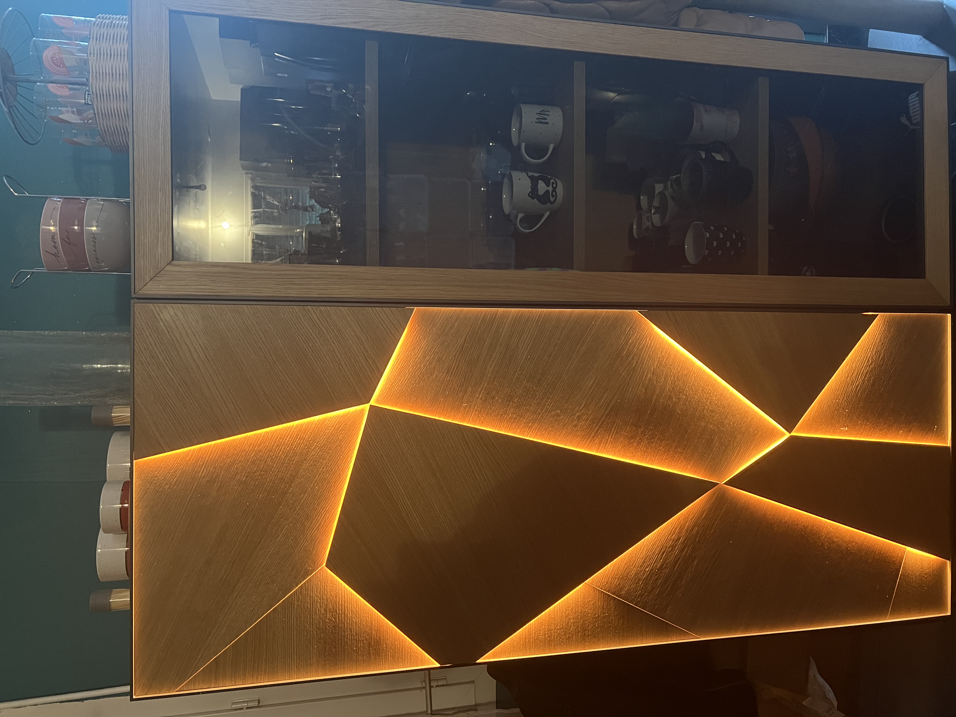 Vitrine Moderne 2200 Saint-Aubin-le-Guichard (27)