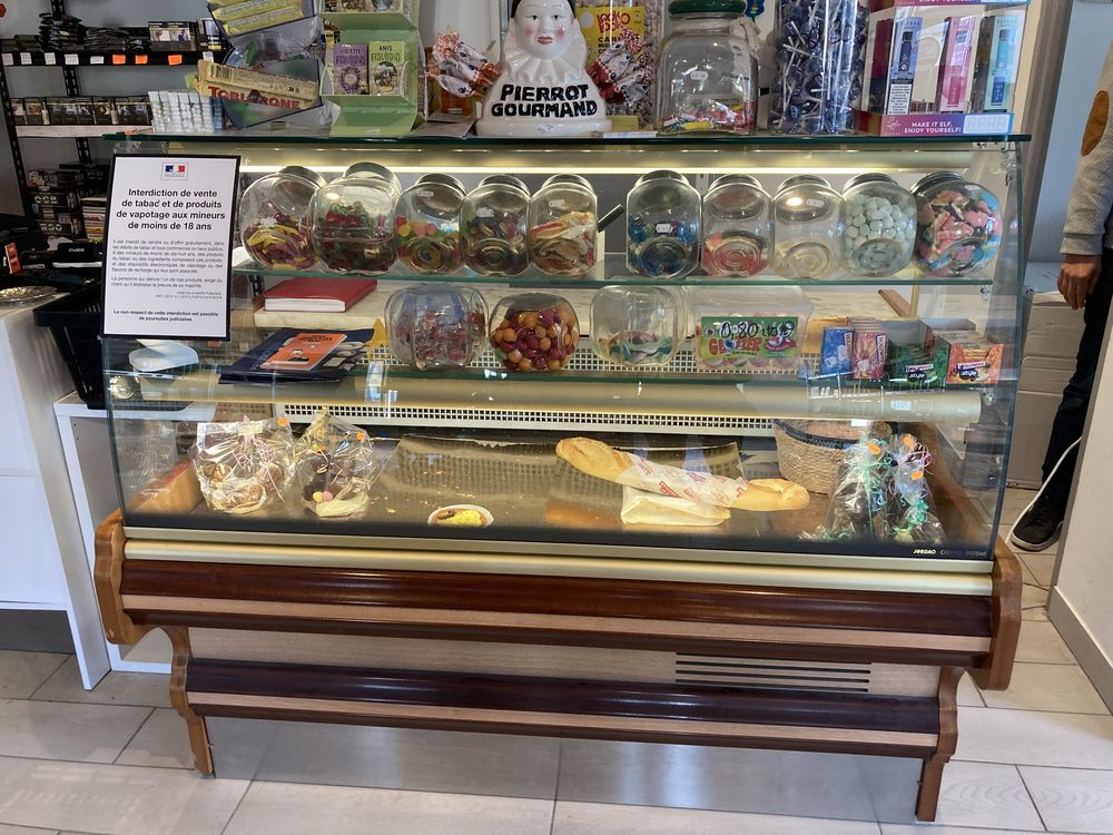 Vitrine r�frig�r�e et son comptoir 300 S�vigny-Waleppe (08)