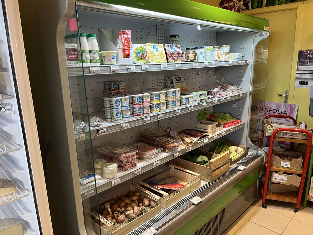 Vitrine r�frig�r�e en bon �tat 850 Saint-Sulpice-et-Cameyrac (33)