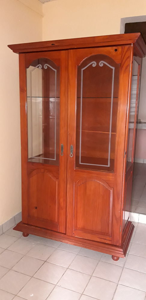 VITRINE 100 Sainte-Rose (97)