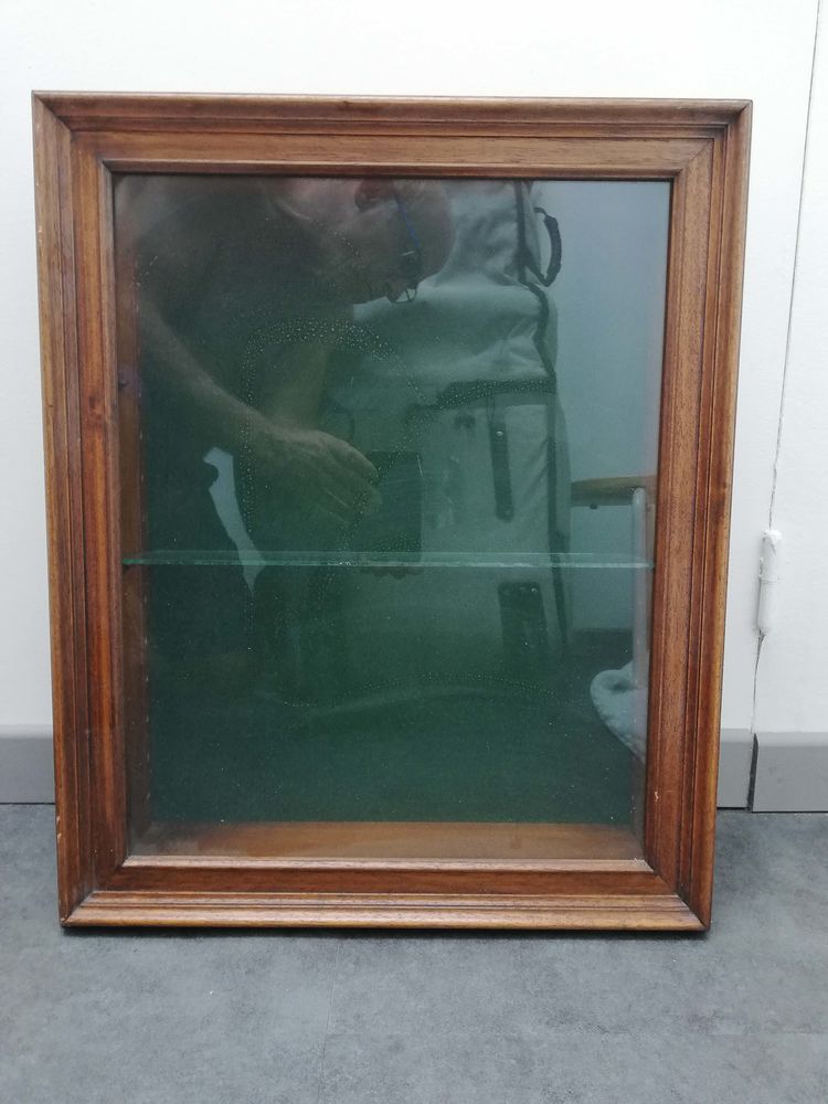 vitrines meubles mural 100 Lille (59)