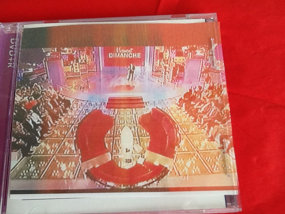 DVD VIVEMENT DIMANCHE  4 FOIS 20 ANS  5 Saint-Etienne (42)