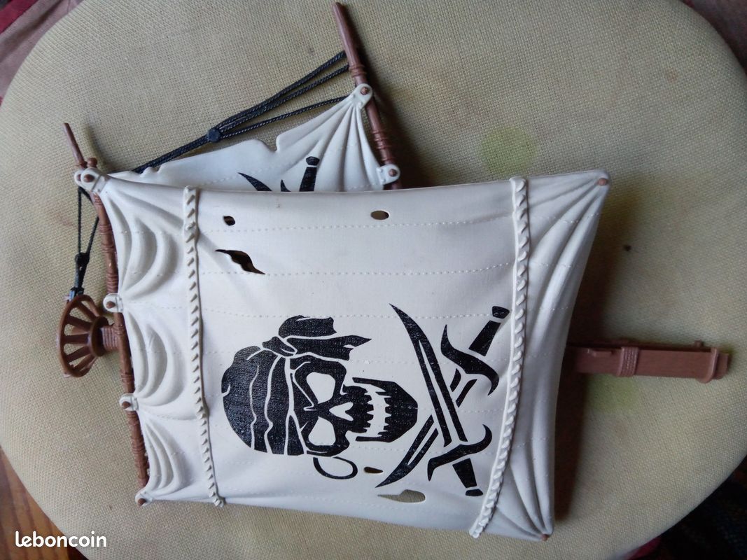 voile bateau pirate 4 Beauchamp (95)