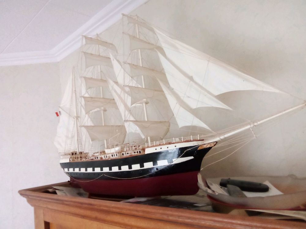 Voilier le Belem fabrication artisanale. 1400 Bruay-la-Buissi�re (62)
