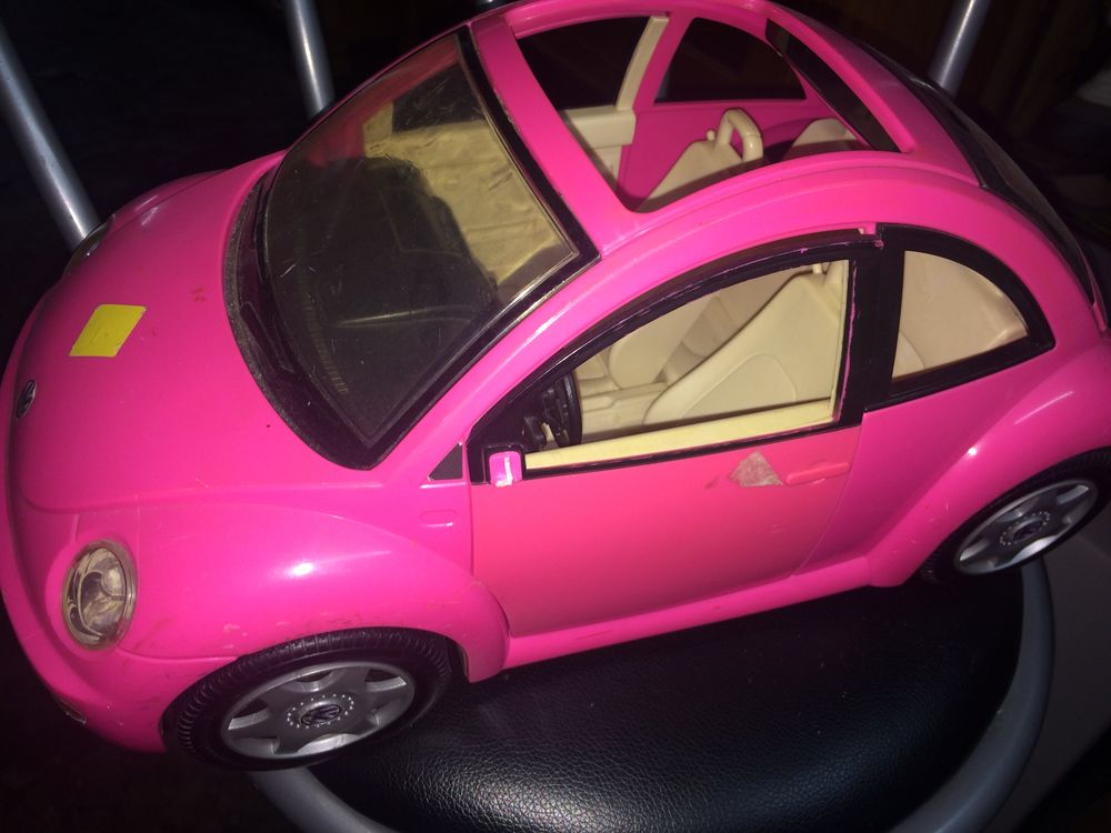 voiture barbie coccinelle