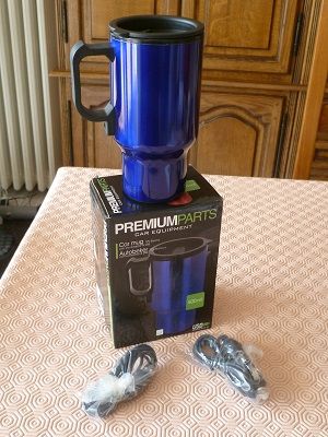 Gd Mug Voiture USB cigare camion caf� TV ordi cin� 12 F�ves (57)