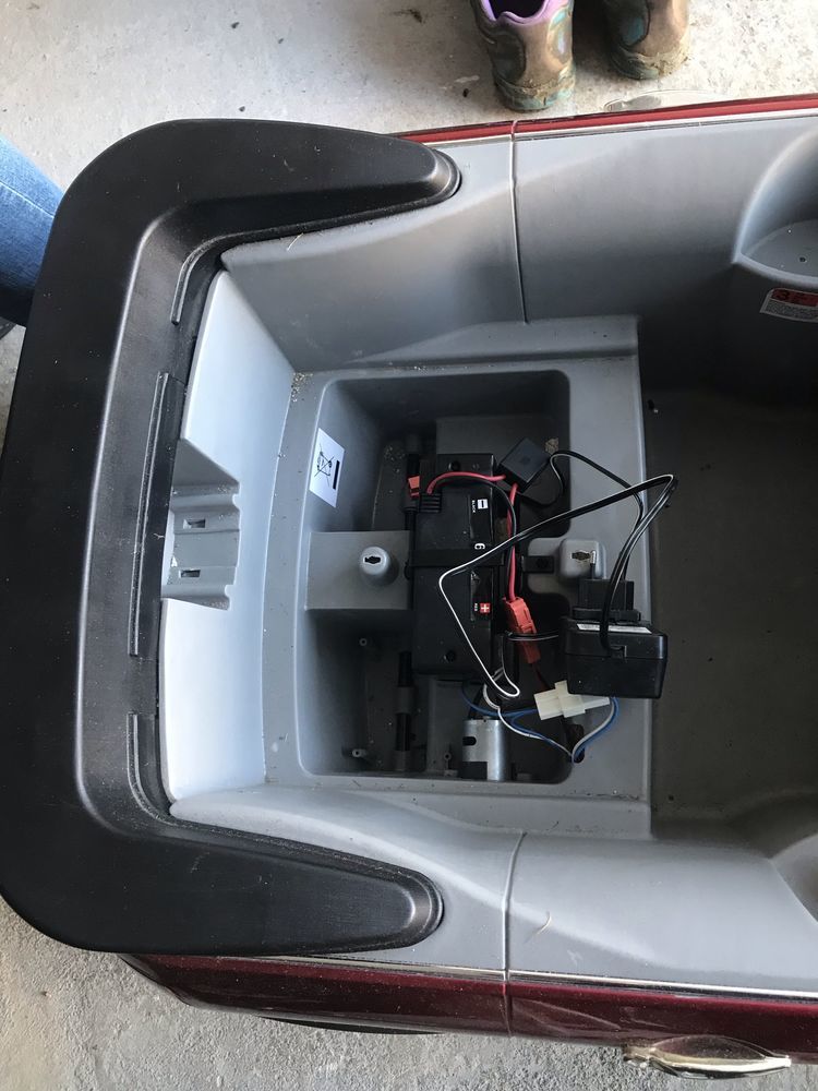 Voiture enfant Mini Cooper 200 Sevrai (61)