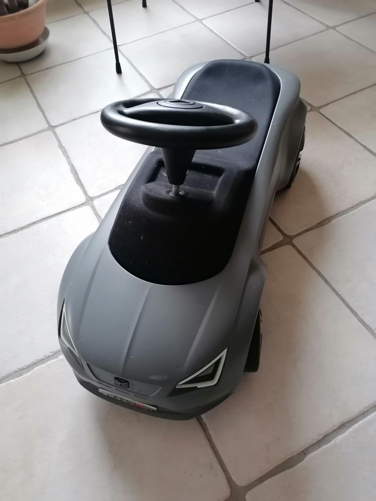 Voiture enfant 55 Saint-Marcellin-en-Forez (42)