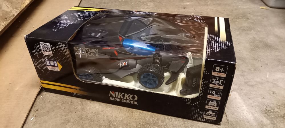 Voiture Formule-1 radio-t�l�command�e - A SAISIR 45 Bousse (57)