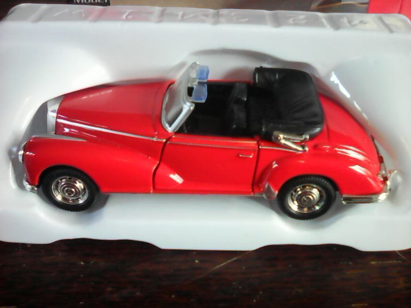 Voiture Mercedes Benz Nex Velly � friction Mod�le r�duit 14 Marmande (47)