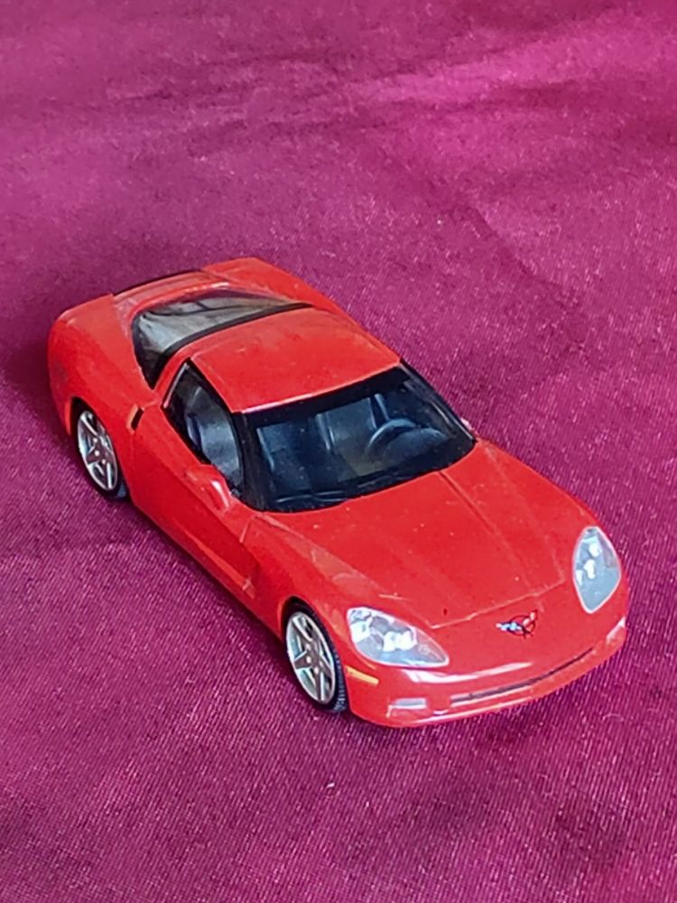 Voiture miniature Chevrolet corvette Z51 8 Avermes (03)